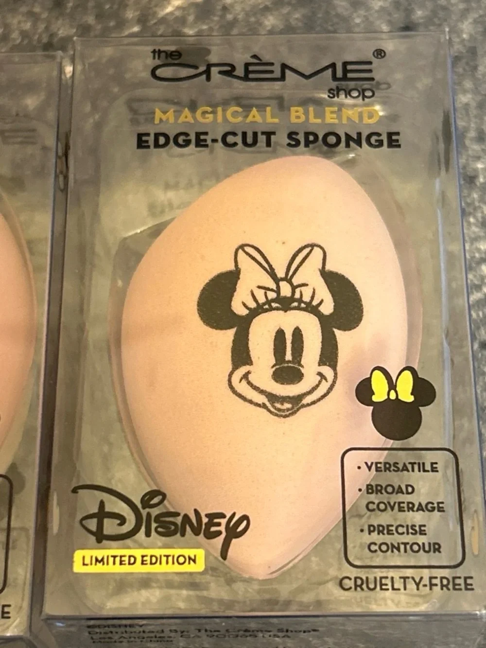 4X the CREME shop x Disney . Magical Pink Blend Edge-Cut Sponge